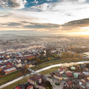 Nowy Targ, panorama miasta od strony N. EU, Pl, Malopolska. Lotnicze.